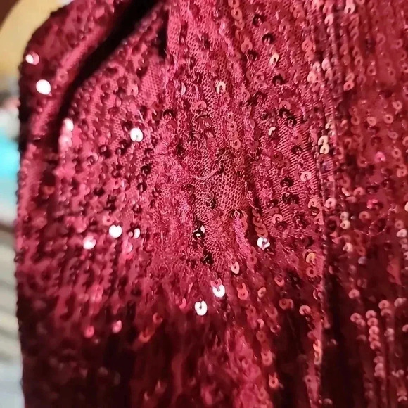 Fashion Nova Sequin Pant set. Size Medium - Picture 6 of 8